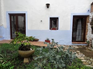 thumbnail: Garden view