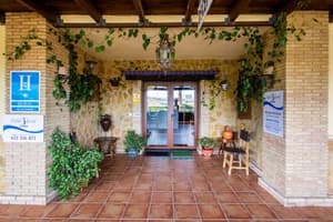thumbnail: Interior entrance