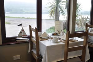 thumbnail: Breakfast area