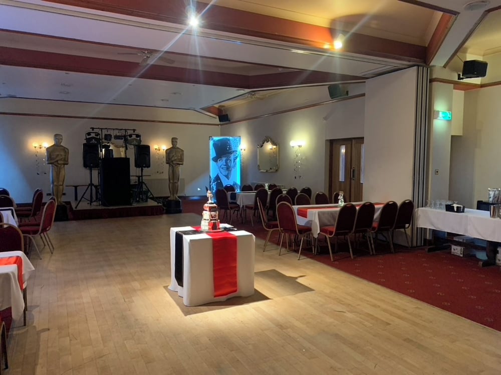Banquet hall