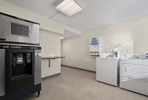 thumbnail: Laundry room