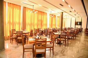 thumbnail: Restaurant