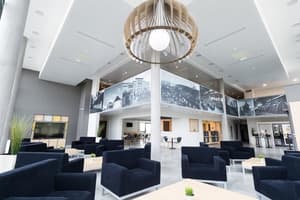 thumbnail: Lobby sitting area