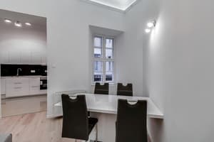 thumbnail: Breakfast area