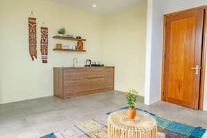 thumbnail: Private kitchenette