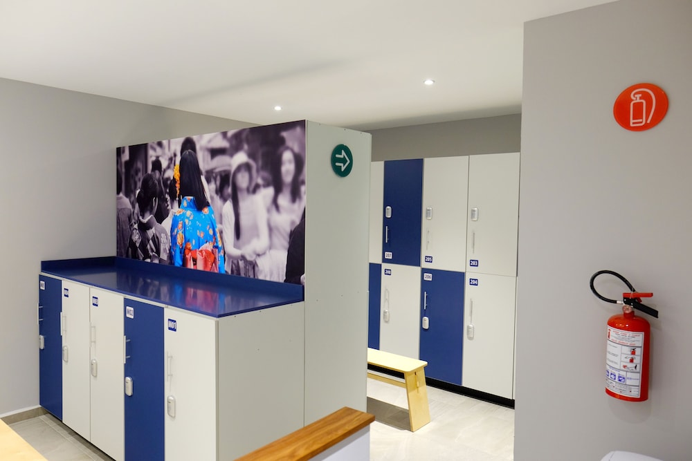 Room amenity