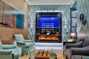 thumbnail: Lobby sitting area