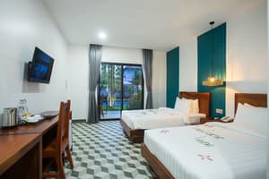 thumbnail: Interior