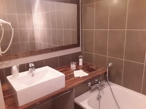 thumbnail: Interior