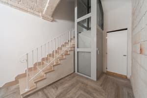 thumbnail: Staircase