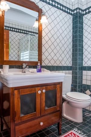 thumbnail: Bathroom