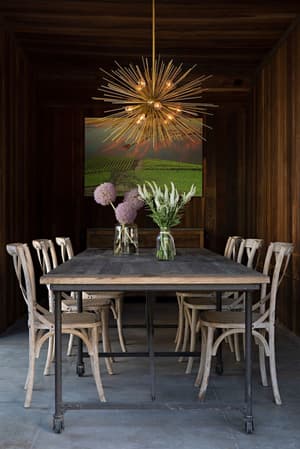 thumbnail: Outdoor dining