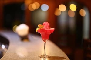 thumbnail: Bar (on property)