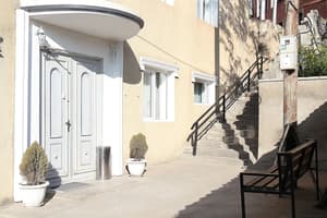 thumbnail: Property entrance