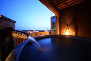 thumbnail: Outdoor spa tub