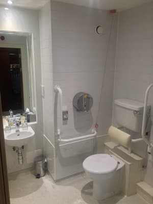 thumbnail: Bathroom