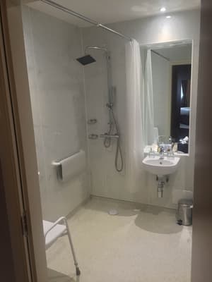 thumbnail: Bathroom