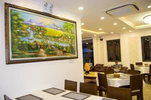 thumbnail: Restaurant-cafeteria