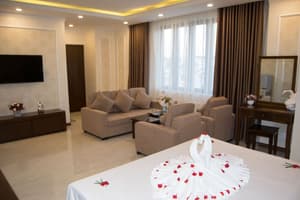 thumbnail: Lounge