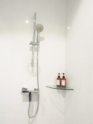 thumbnail: Bathroom shower