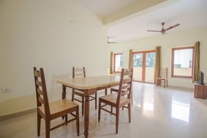 thumbnail: In-room dining