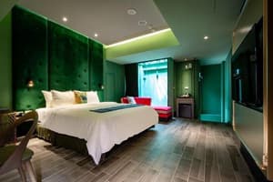 thumbnail: Room