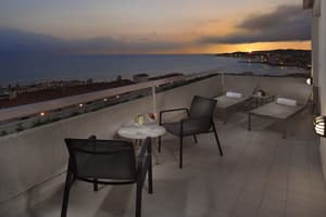 thumbnail: Terrace/patio