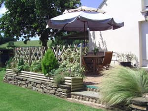 thumbnail: Exterior