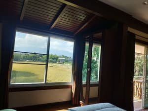 thumbnail: Mountain view