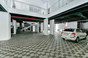 thumbnail: Parking