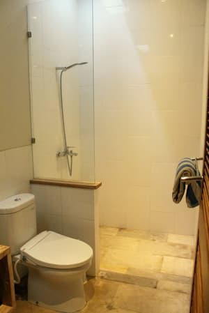 thumbnail: Bathroom sink