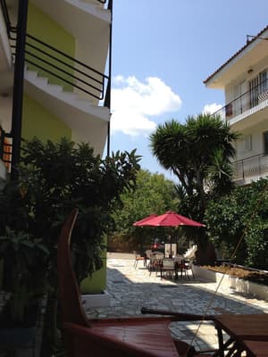 thumbnail: Exterior