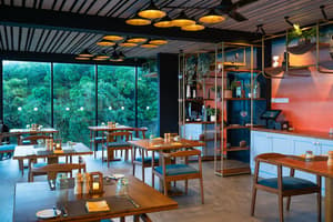 thumbnail: Restaurant
