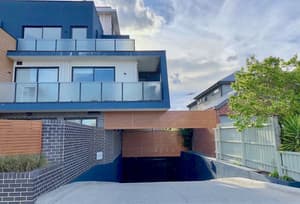thumbnail: Exterior