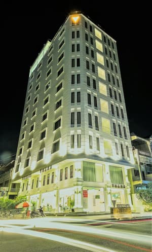 thumbnail: Exterior