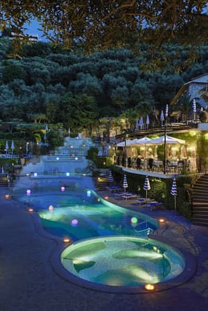 thumbnail: Outdoor pool