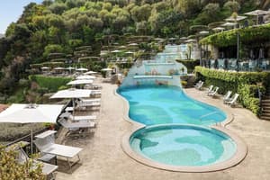 thumbnail: Outdoor pool