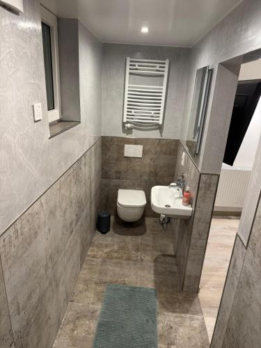 847504233.jpg