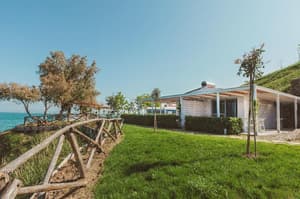 thumbnail: General view