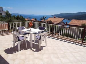 thumbnail: Terrace/patio