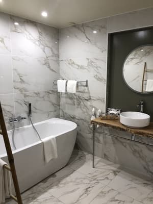 thumbnail: Bathroom