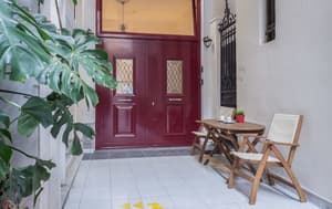 thumbnail: Property entrance