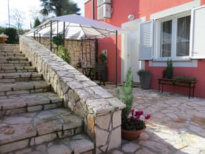 thumbnail: Terrace/patio