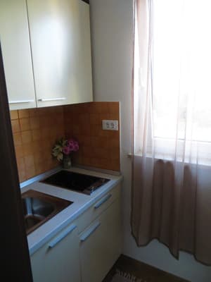 thumbnail: Private kitchenette