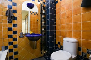 thumbnail: Bathroom