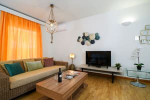 thumbnail: Living room