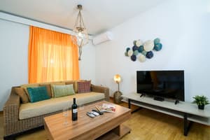 thumbnail: Living room