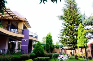 thumbnail: Property grounds