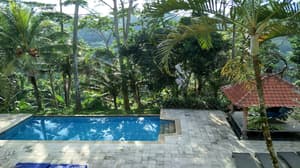 thumbnail: Private pool