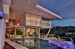 thumbnail: Outdoor pool